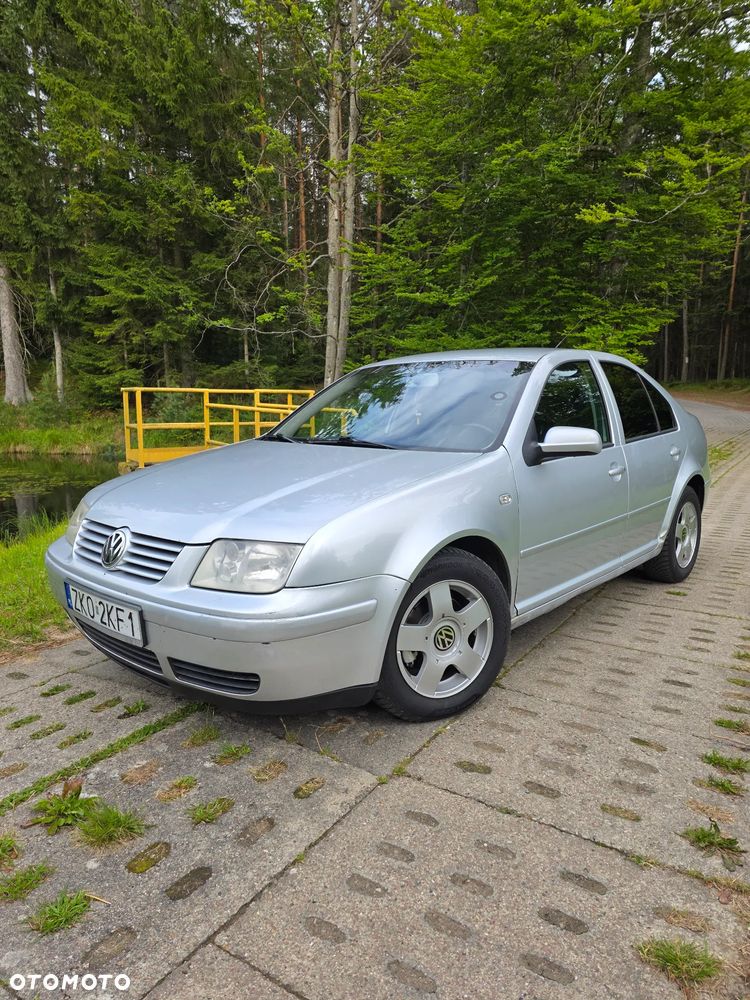 Volkswagen Bora 1.6 Comfortline - 2