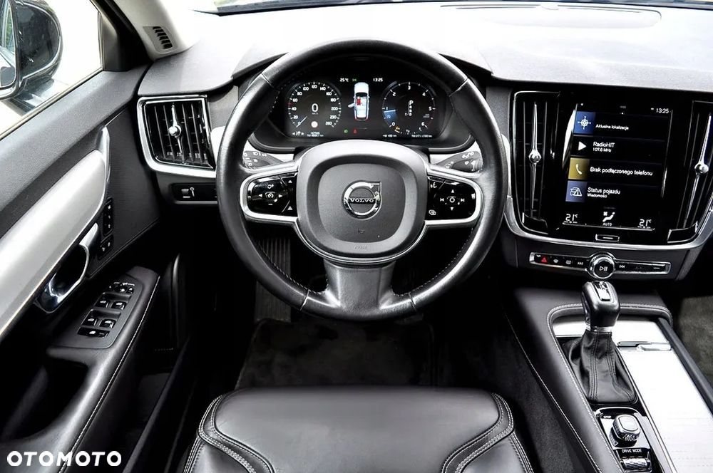 Volvo V90 D4 Geartronic Inscription - 16