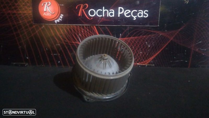 Motor Da Sofagem Mitsubishi L 400 Caixa (Pd_W, Pc_W, Pb_V, Pa_W, Pa_V) - 1