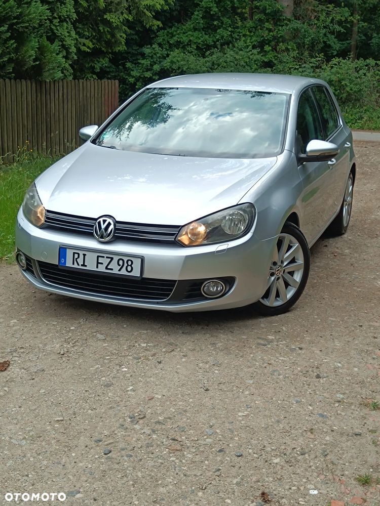 Volkswagen Golf - 32