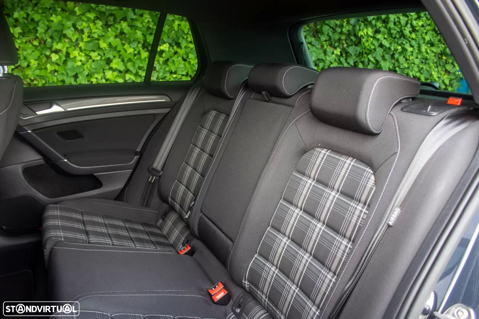 VW Golf 2.0 TDI GTD DSG - 13