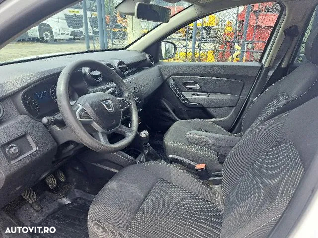 Dacia Duster 1.5 dCi 4WD Comfort - 8