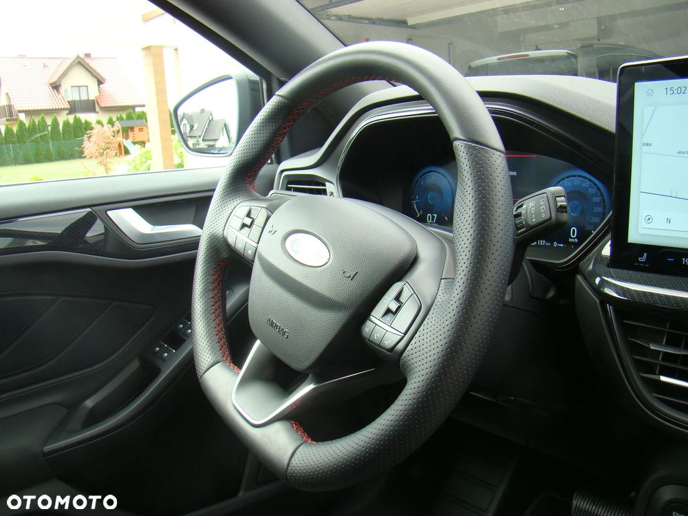 Ford Focus 1.5 EcoBlue STart-Stopp-System ST-LINE X - 36