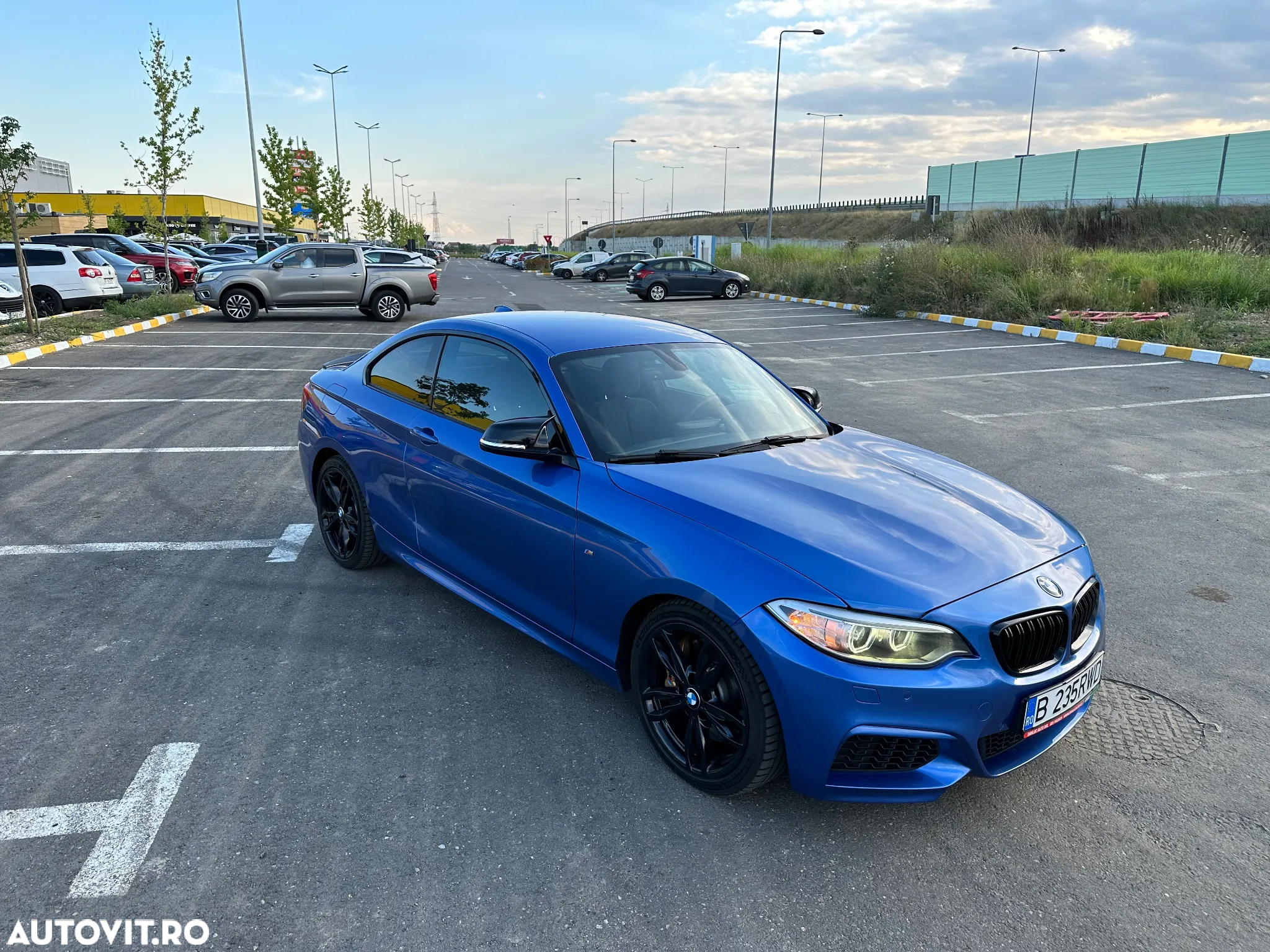 BMW M2 M235i xDrive AT - 3