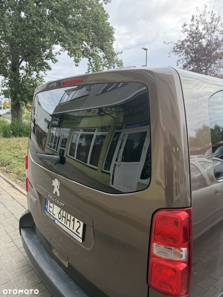 Peugeot Traveller - 8