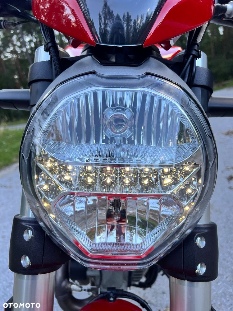 Ducati Monster - 19