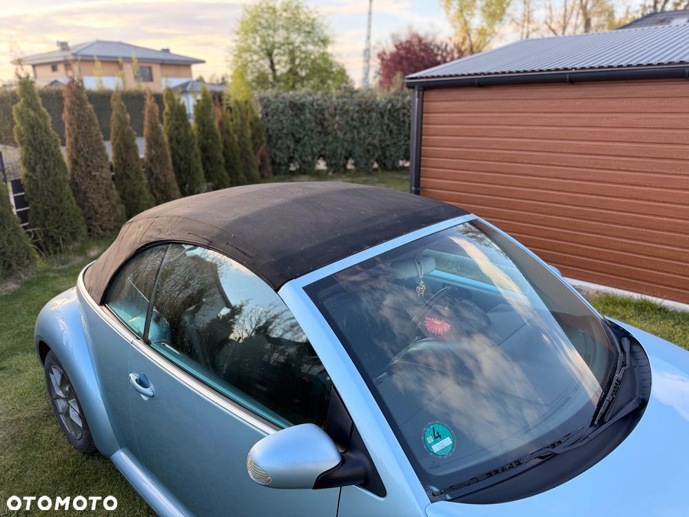 Volkswagen New Beetle 1.6 - 16