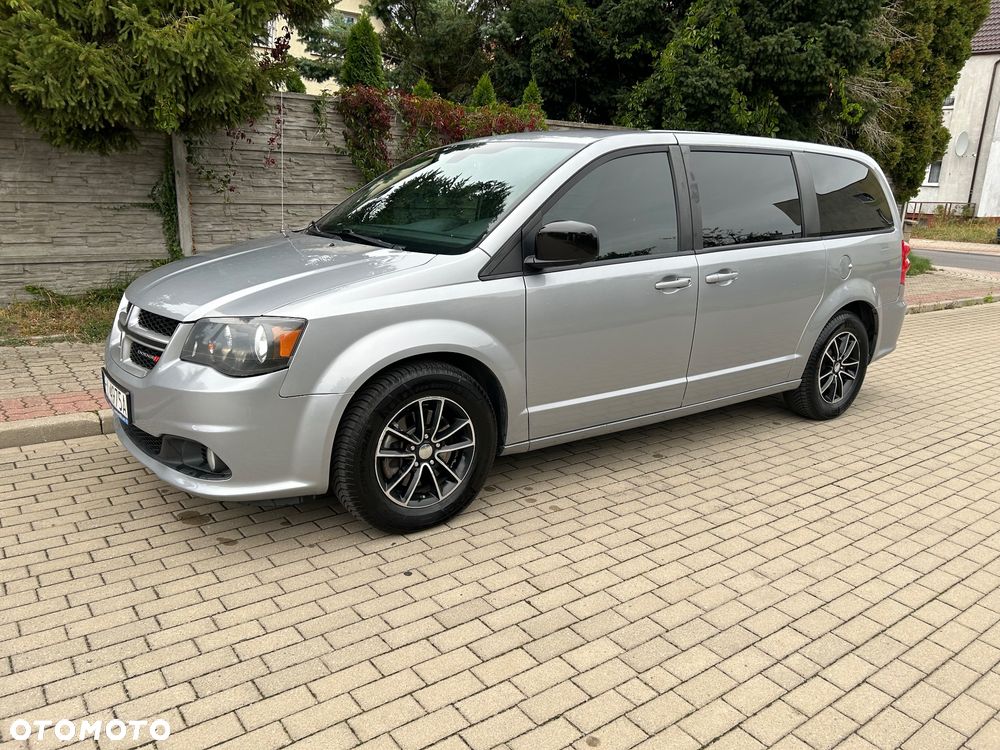 Dodge Grand Caravan - 13
