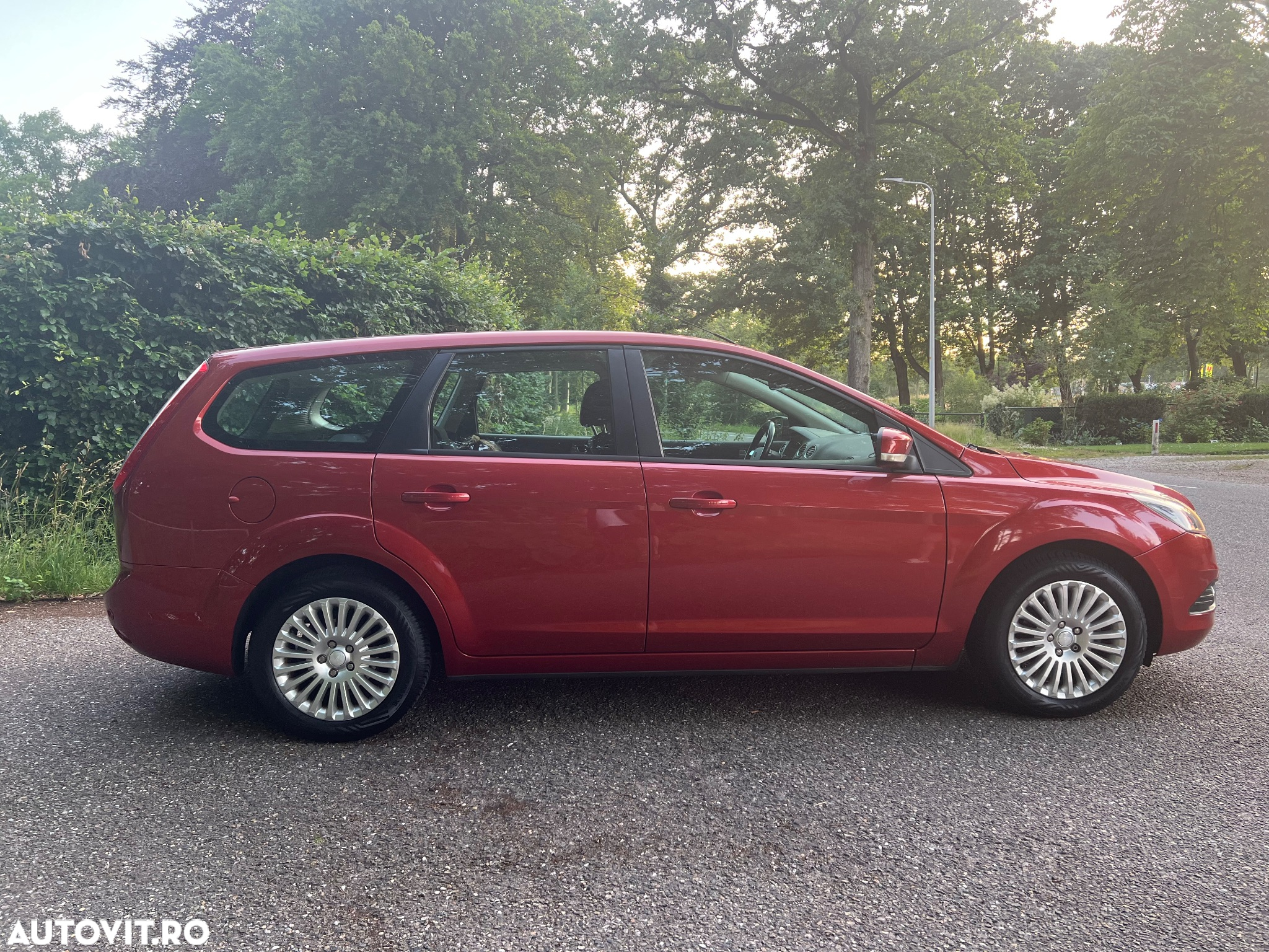 Ford Focus 1.6 Ti-VCT Titanium - 8