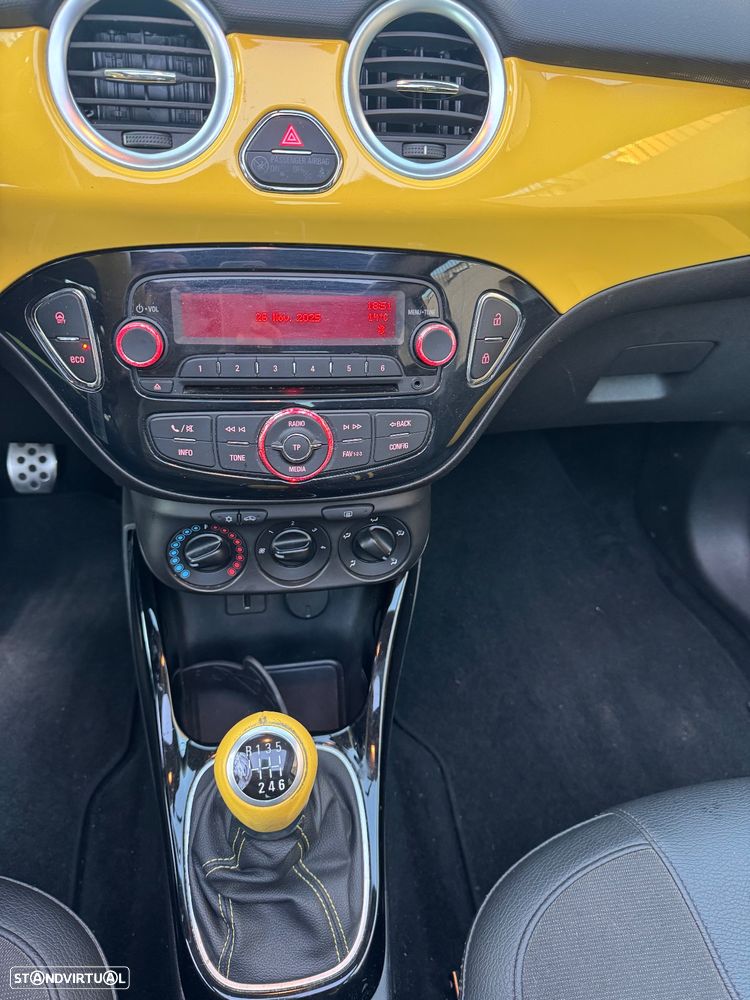 Opel Adam 1.0 Start/Stop Rocks 120 Anos - 8