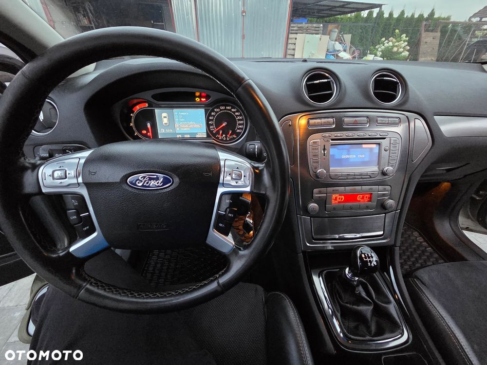 Ford Mondeo 2.0 TDCi Titanium - 15