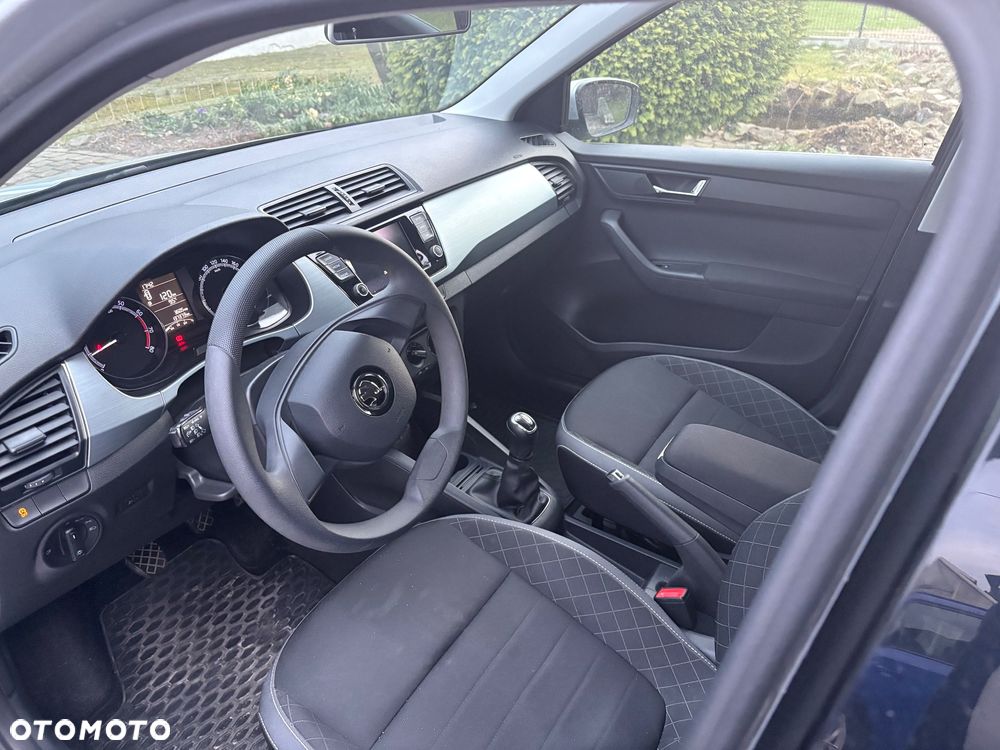 Skoda Fabia 1.0 TSI Ambition - 11