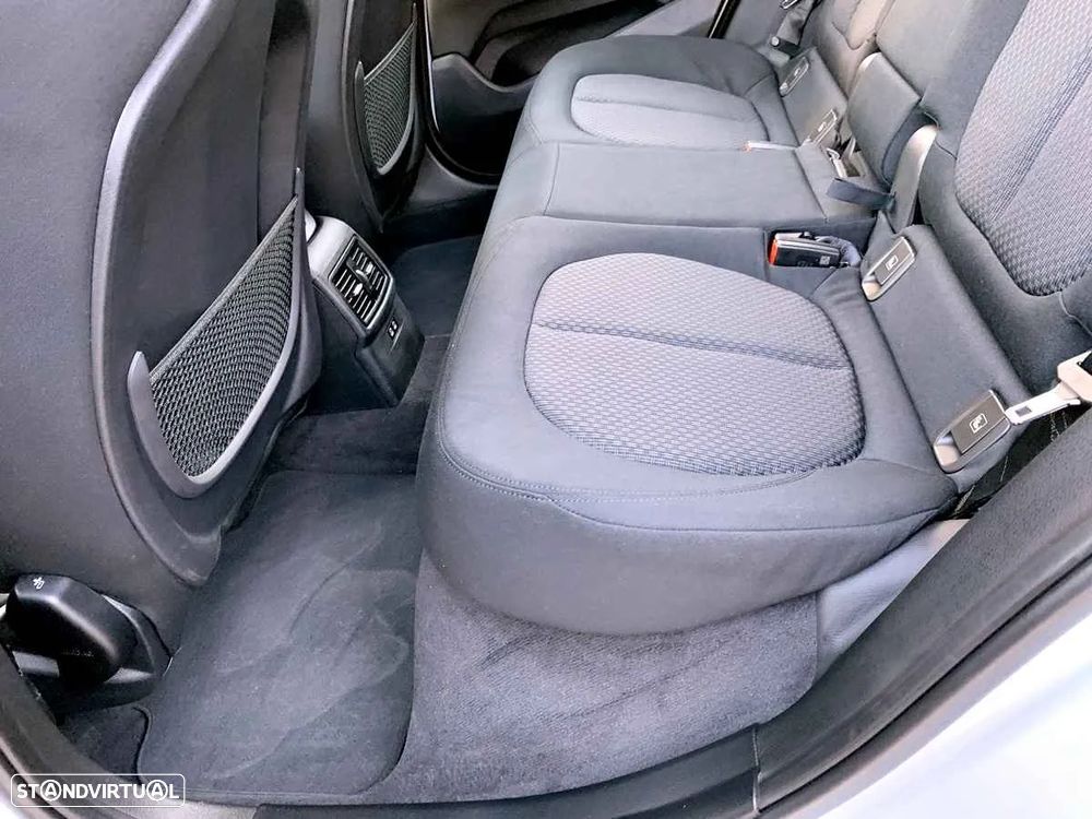 BMW X1 25 e xDrive Line Sport - 34