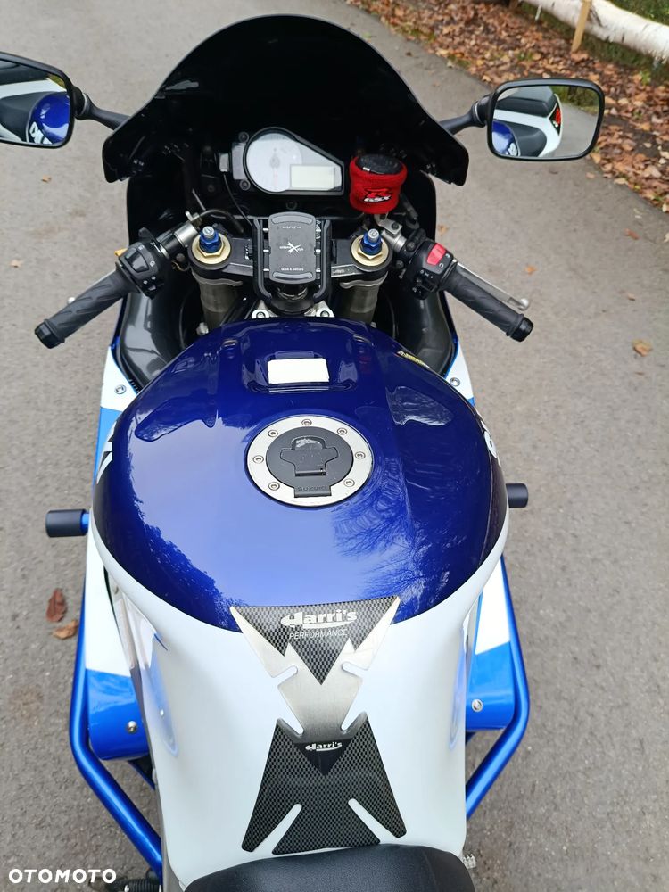 Suzuki GSX-R - 17