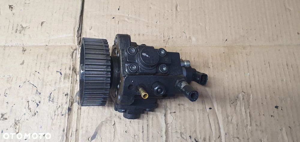 Wtryskiwacze wtryski układ wtryskowy paliwa zestaw pompa listwa Opel Insignia A 2.0 CDTI - 2