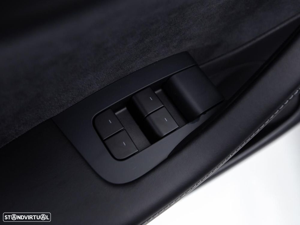 Tesla Model 3 Standard Range Plus RWD - 18