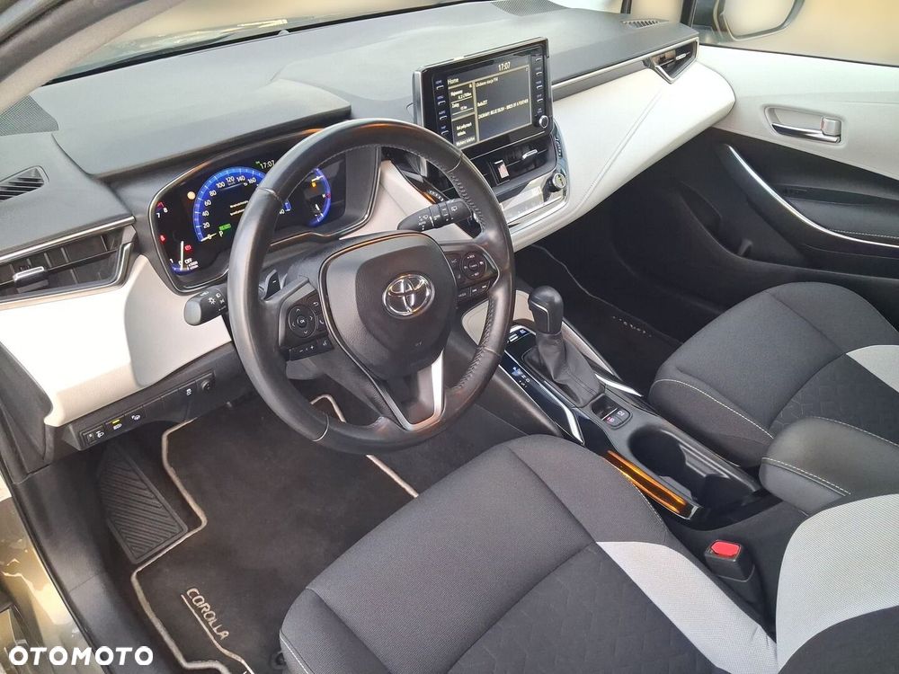 Toyota Corolla 2.0 Hybrid Comfort - 10