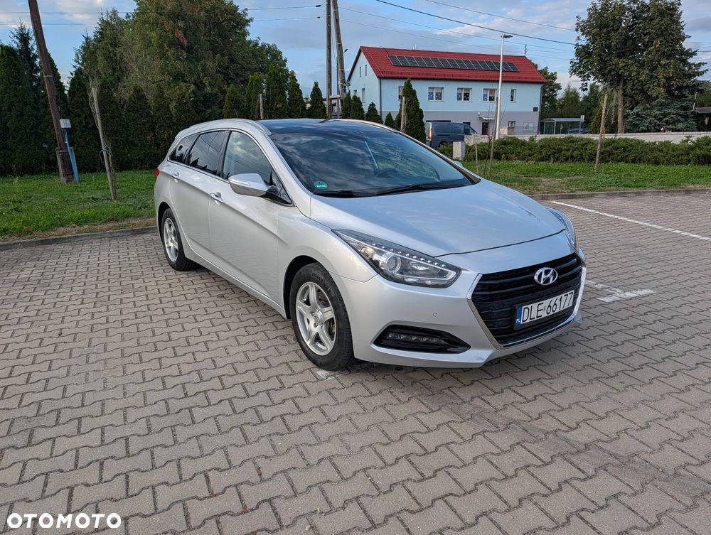 Hyundai i40 Kombi blue 1.7 CRDi Premium - 2