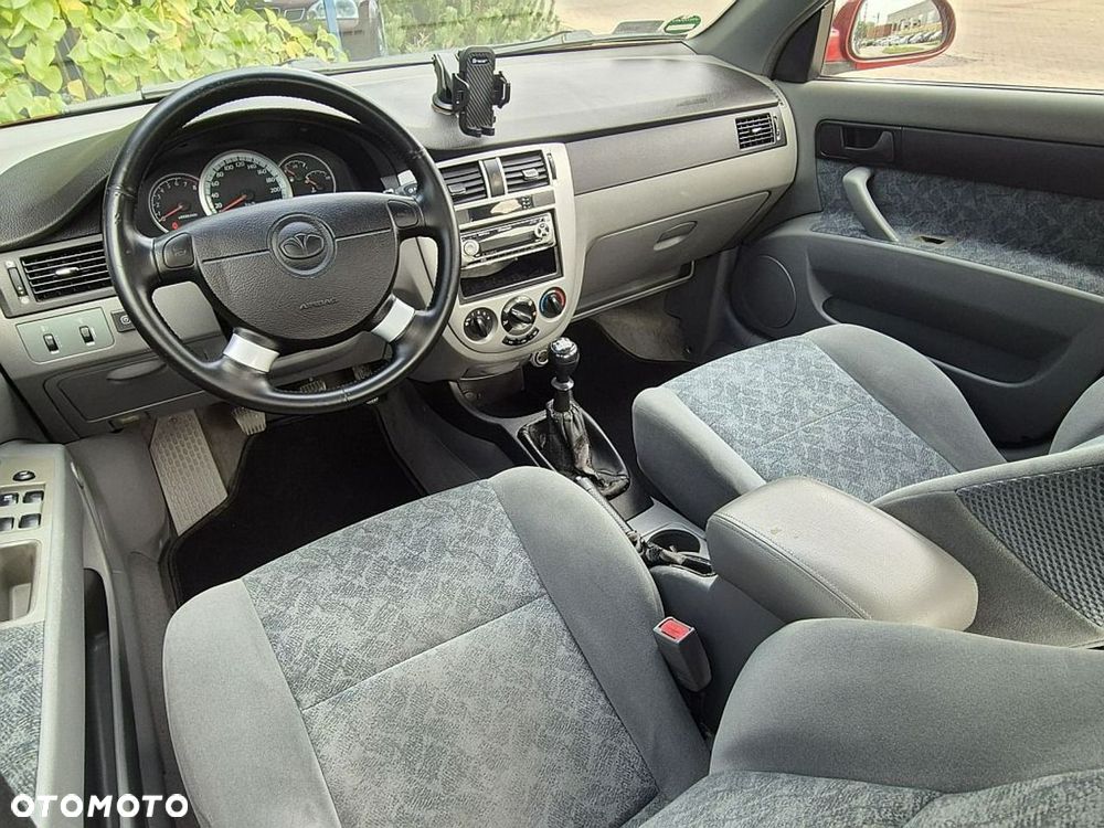Chevrolet Nubira 1.6 SE - 6