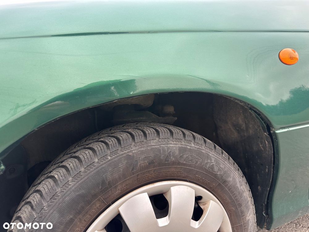 Opel Astra 1.4 GL - 5