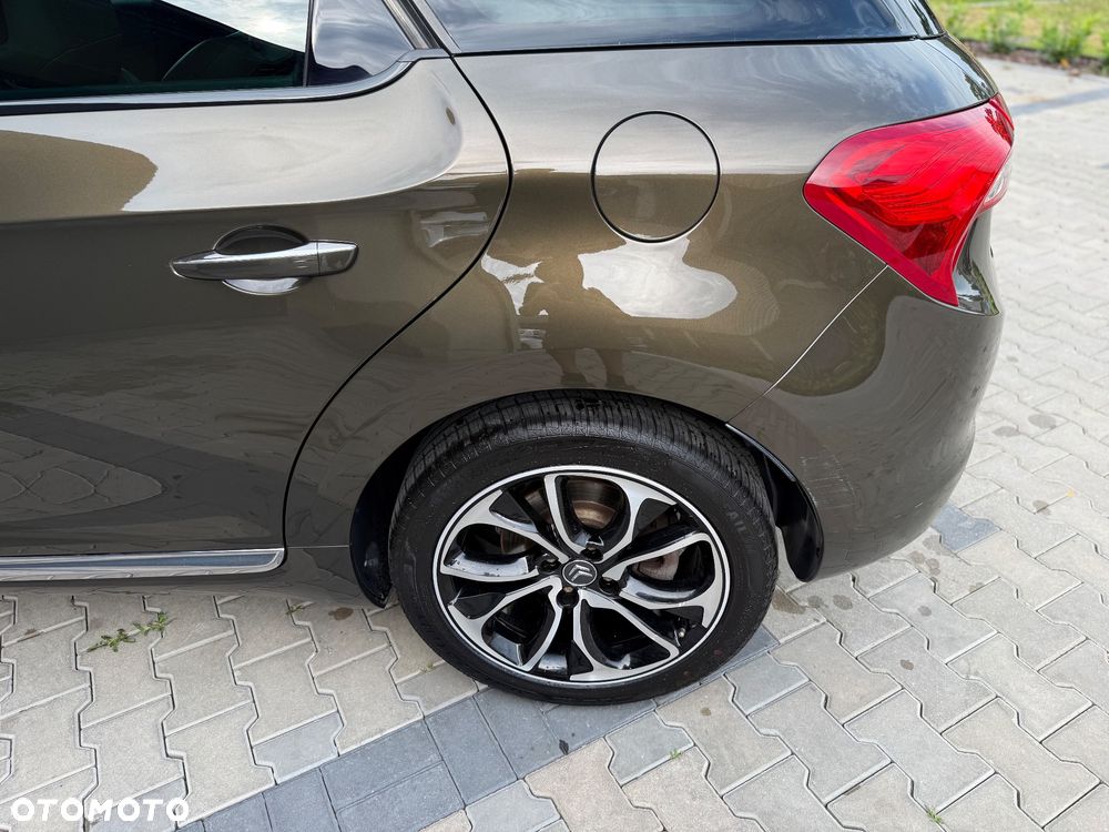 DS Automobiles DS 5 - 9