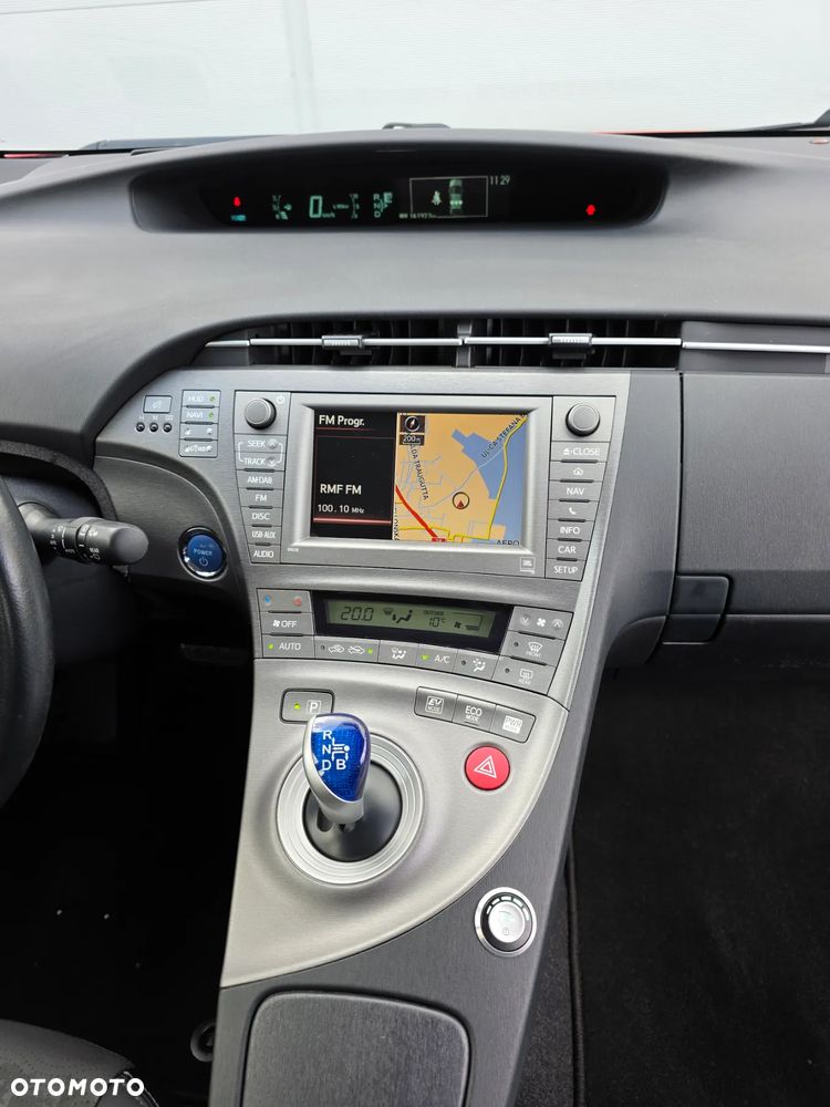 Toyota Prius - 22