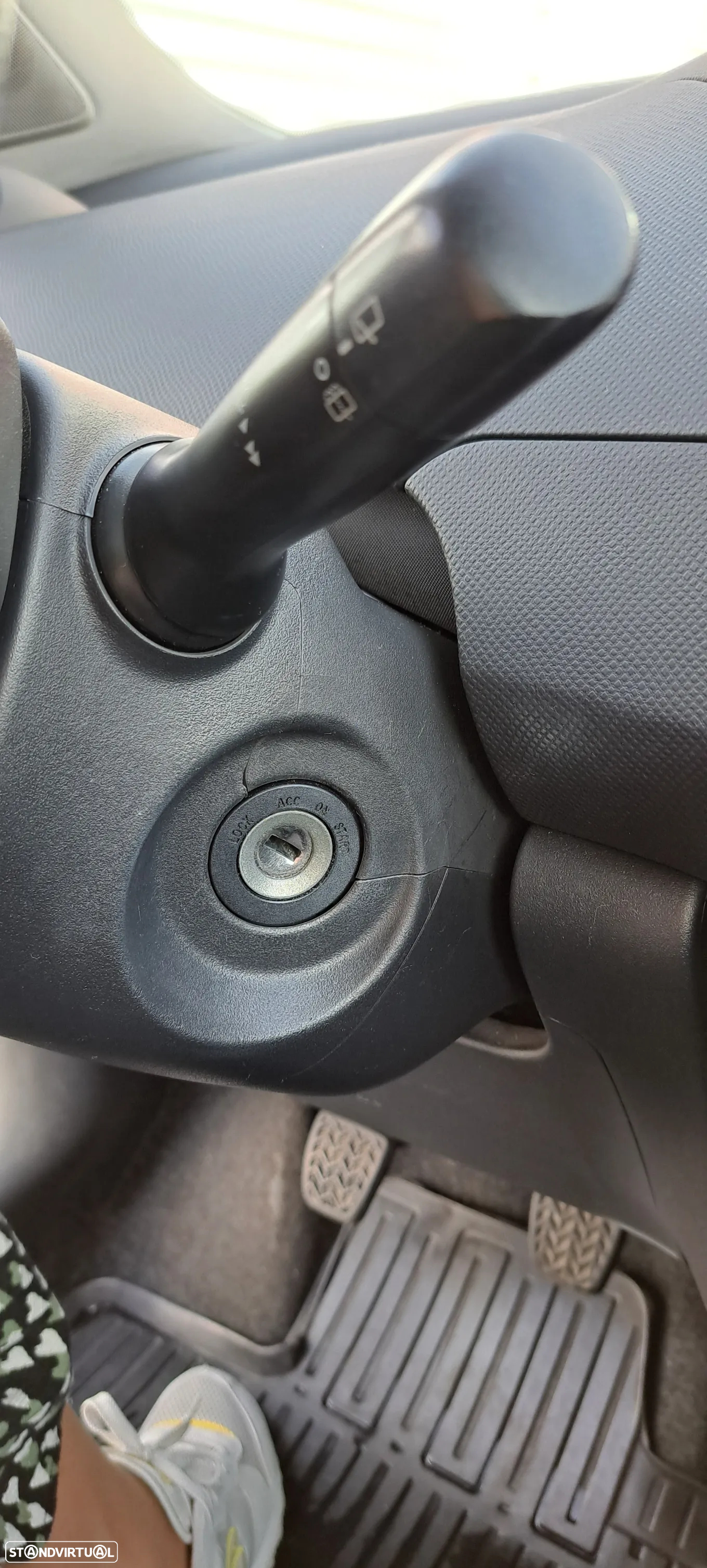 Toyota Yaris 1.4 D-4D AC Manual - 40