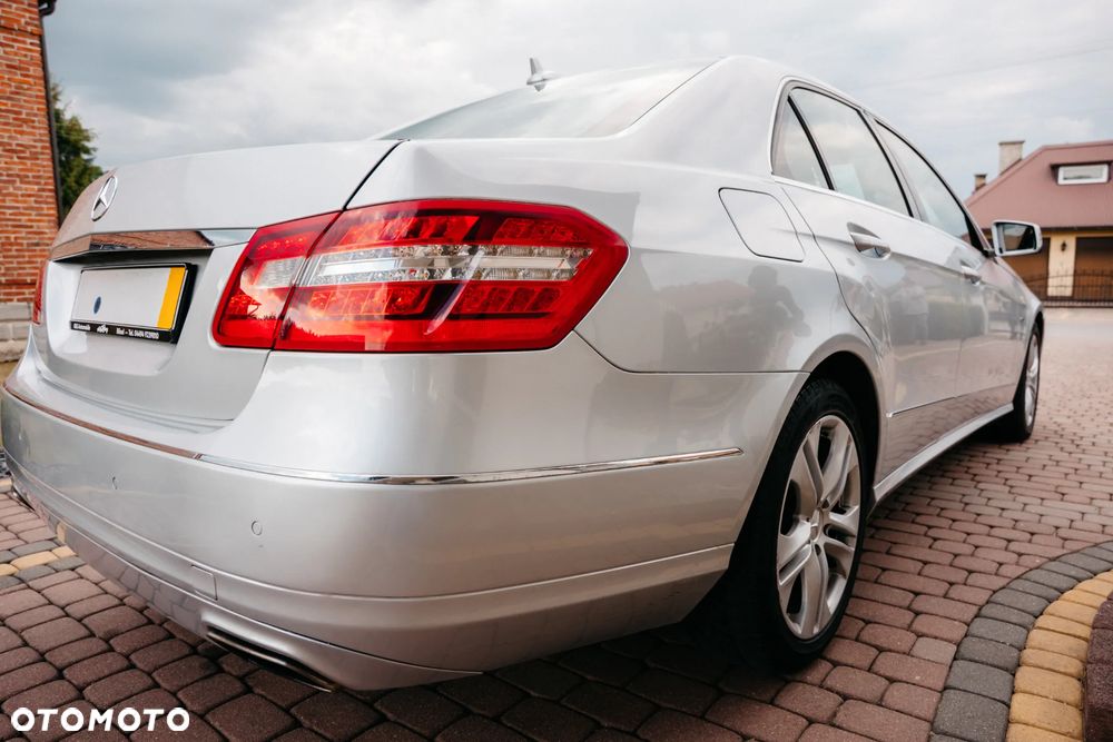 Mercedes-Benz Klasa E 200 BlueTEC 7G-TRONIC Avantgarde - 2