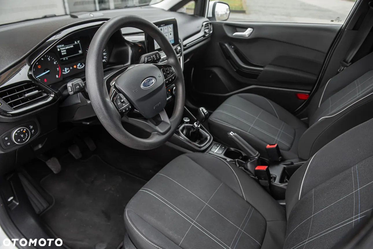 Ford Fiesta - 15