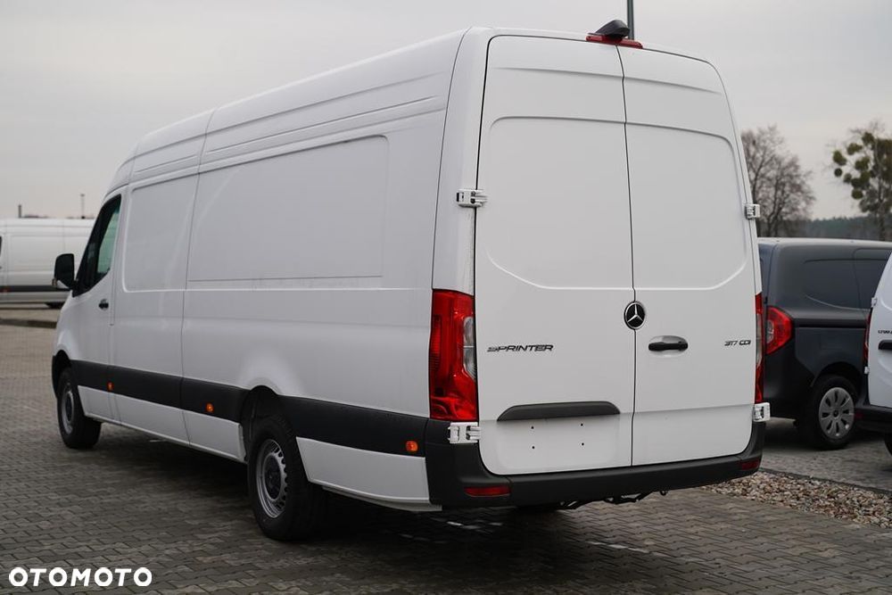 Mercedes-Benz Sprinter 317 CDI Extra Long PRO - 4