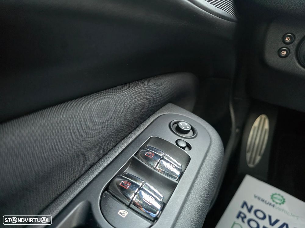 MINI Clubman One D Auto - 23