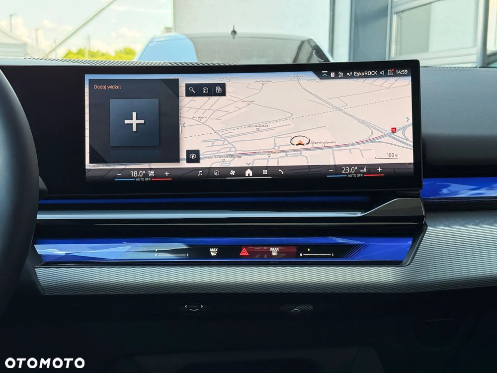 BMW Seria 5 520i - 38