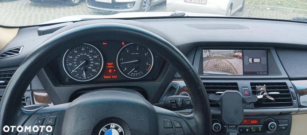 BMW X5 xDrive35d - 12