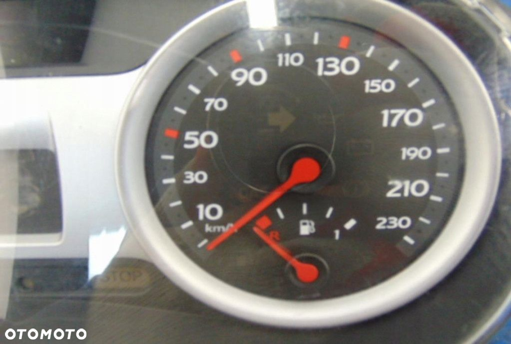RENAULT CLIO III 1.2 16V LICZNIK 8200715181 - 3