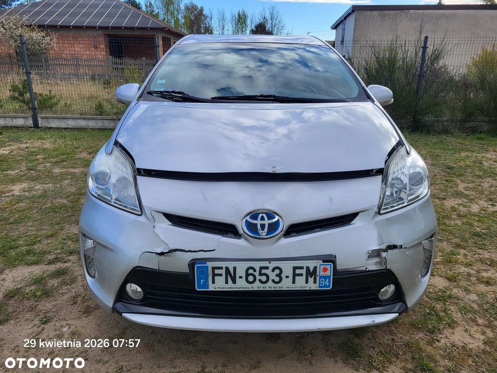 Toyota Prius (Hybrid) Executive - 5