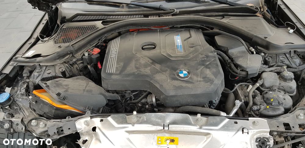 BMW Seria 3 320e M Sport - 15