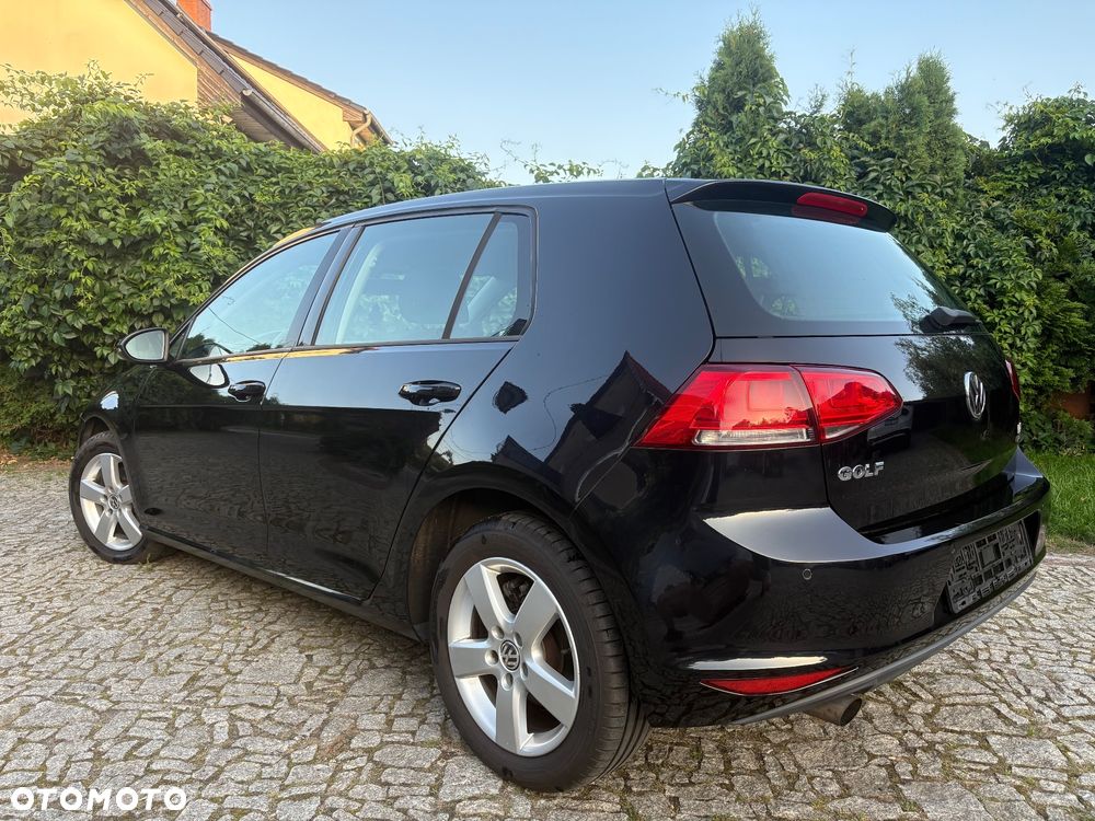 Volkswagen Golf 1.6 TDI DPF Comfortline - 13