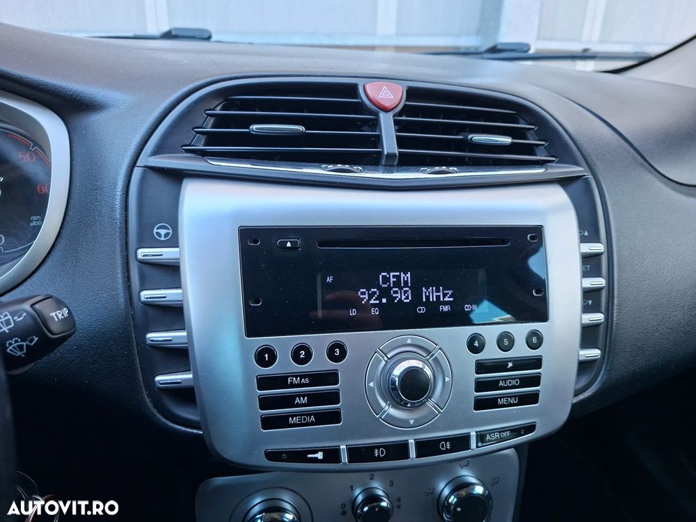 Lancia Delta 1.6 MultiJet Platino - 11