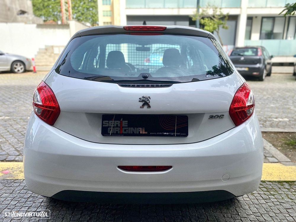 Peugeot 208 1.4 HDi - 7