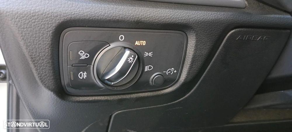 Audi A3 Sportback 30 TFSI Design - 15