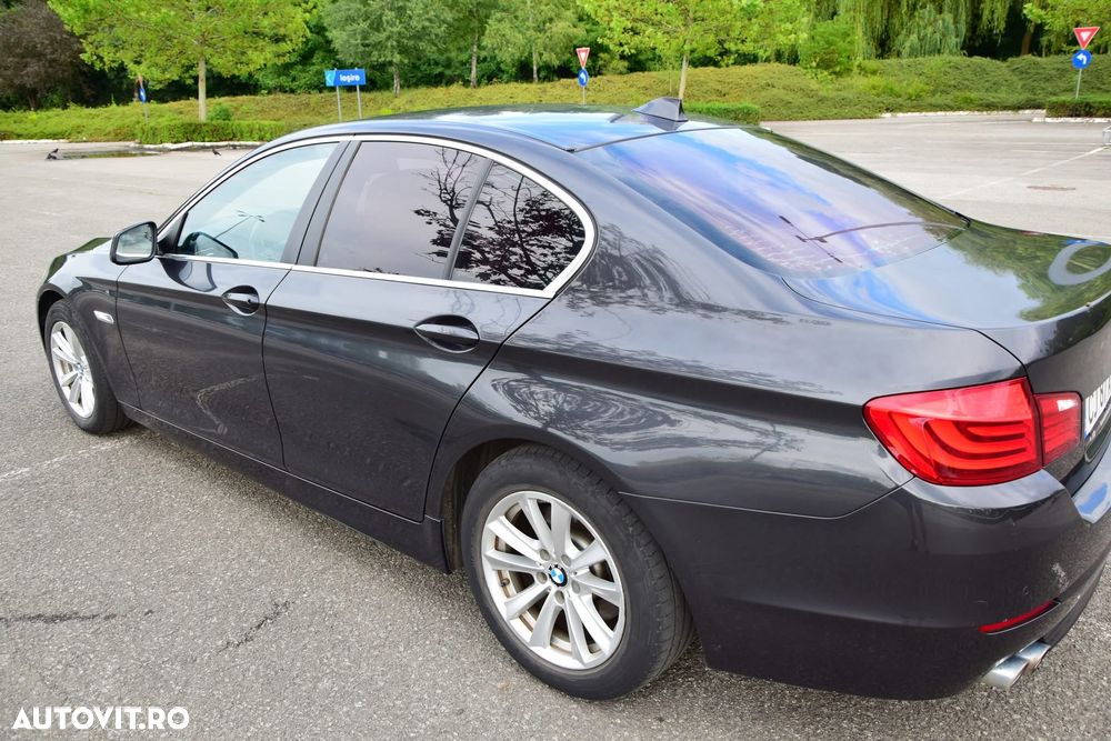 BMW Seria 5 530d Aut. - 30