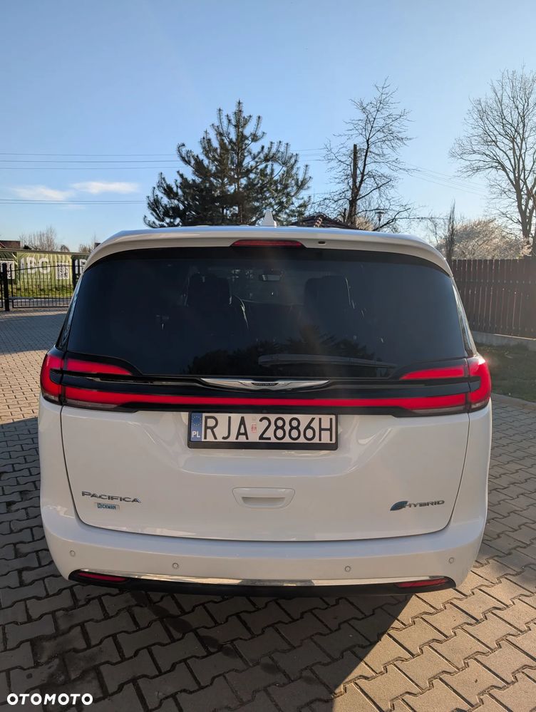 Chrysler Pacifica - 9