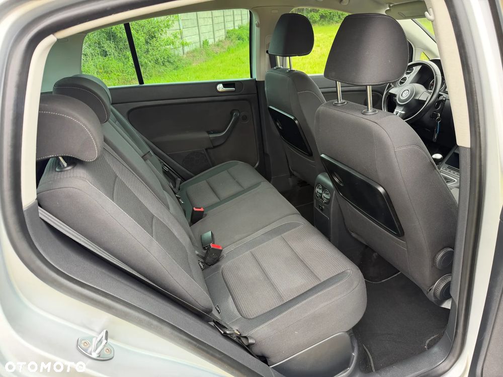 Volkswagen Golf Plus - 12