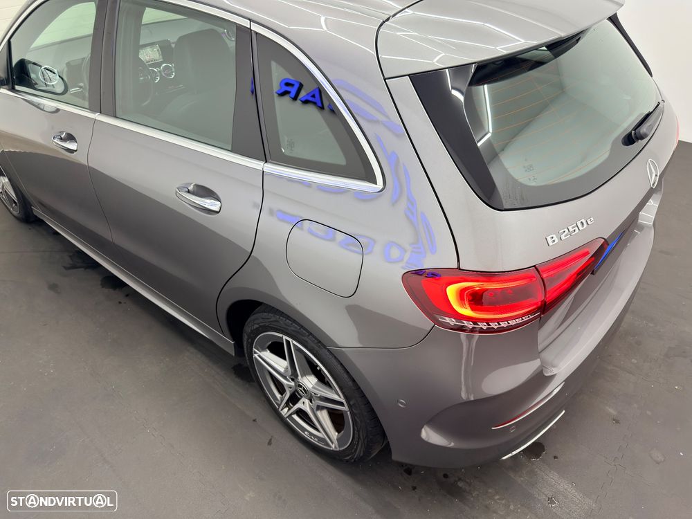 Mercedes-Benz B 250 e 8G-DCT AMG Line - 12