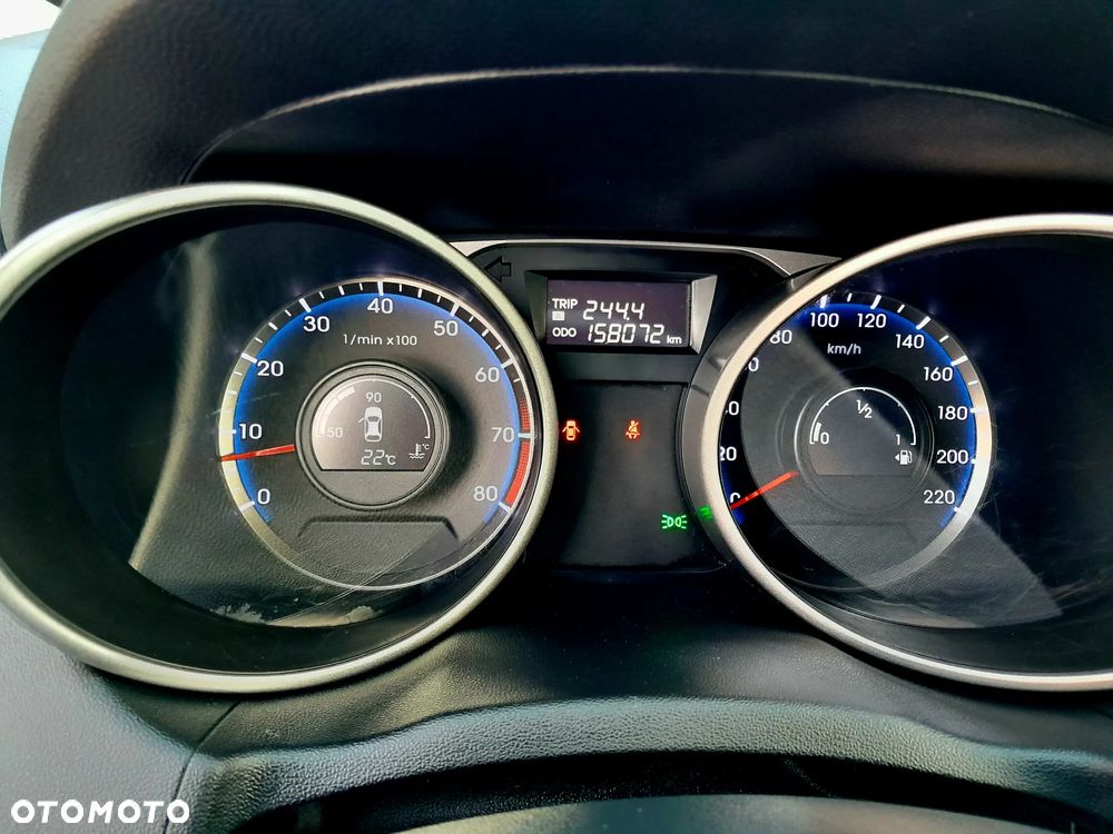 Hyundai ix35 1.6 2WD Fifa World Cup Edition - 36