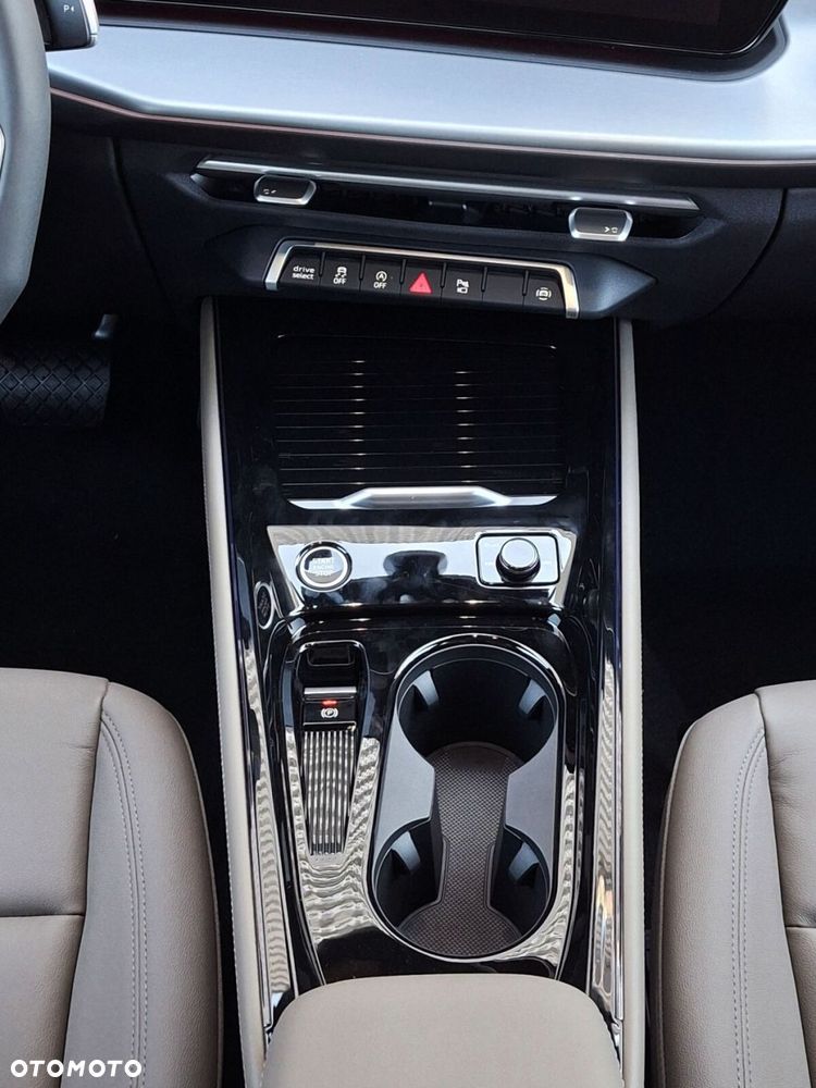 Audi Q3 - 24