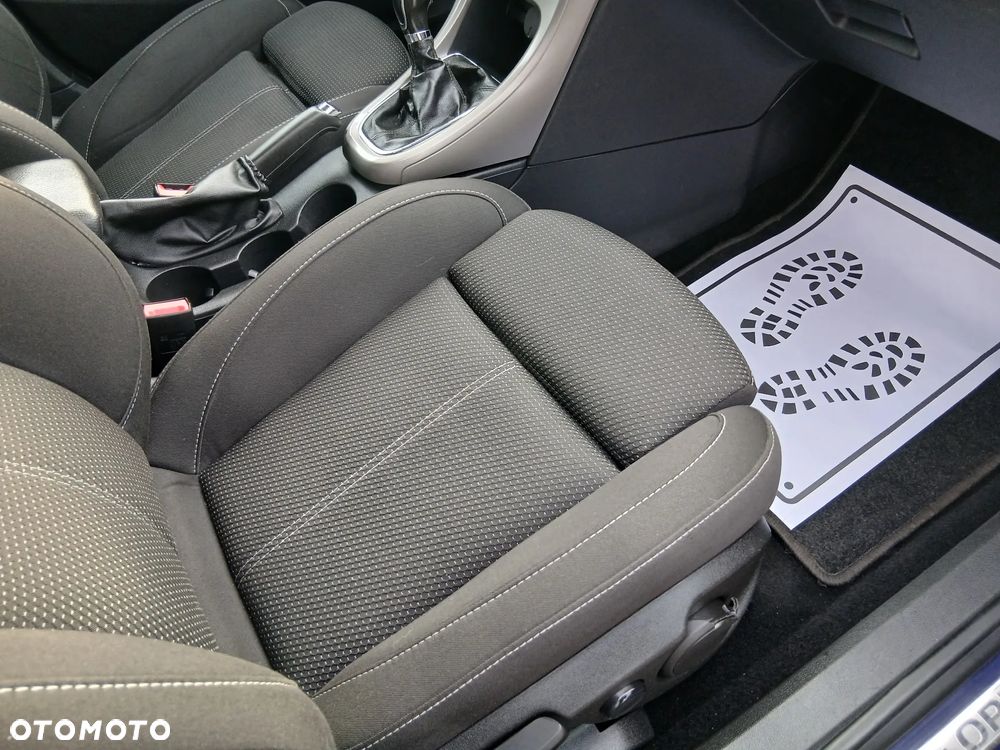 Opel Astra 1.7 CDTI Cosmo - 17