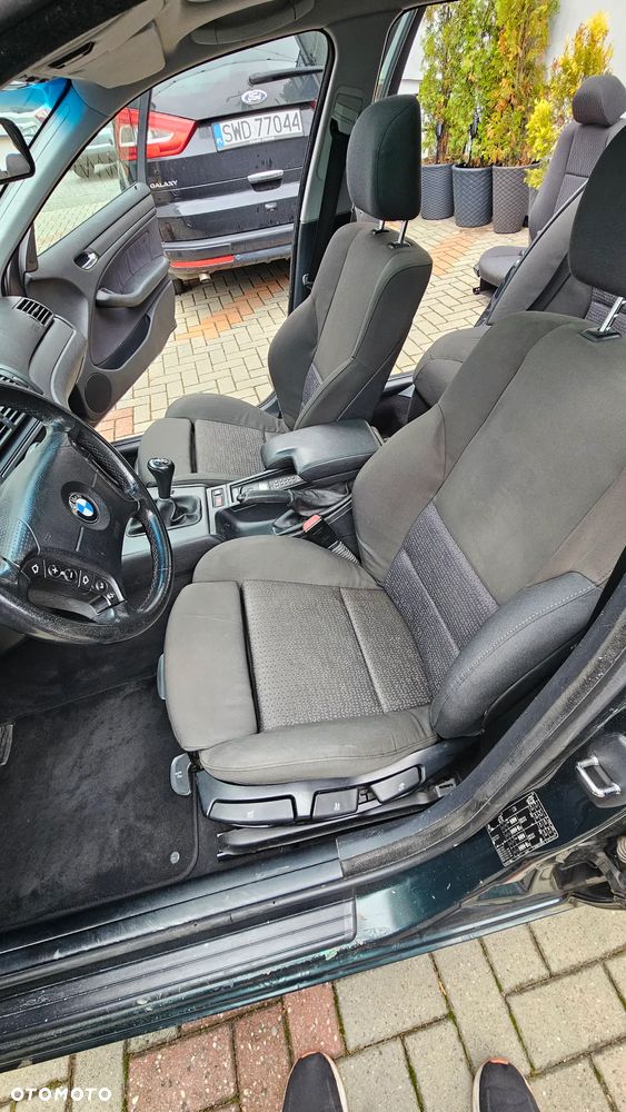 BMW Seria 3 320d DPF Touring Edition Fleet - 12