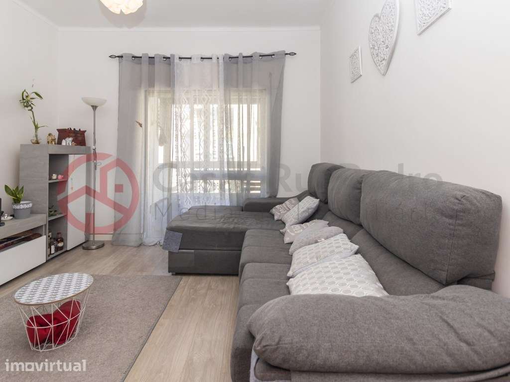 Apartamento T2 remodelado à entrada da Moita - Grande imagem: 2/30
