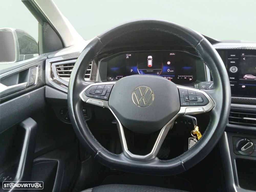 VW Polo 1.0 TSI Urban DSG - 12